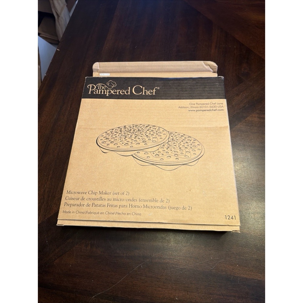 Pampered Chef Silicone Two-Piece Microwave Potato Apple Chip Maker 1241 NIB